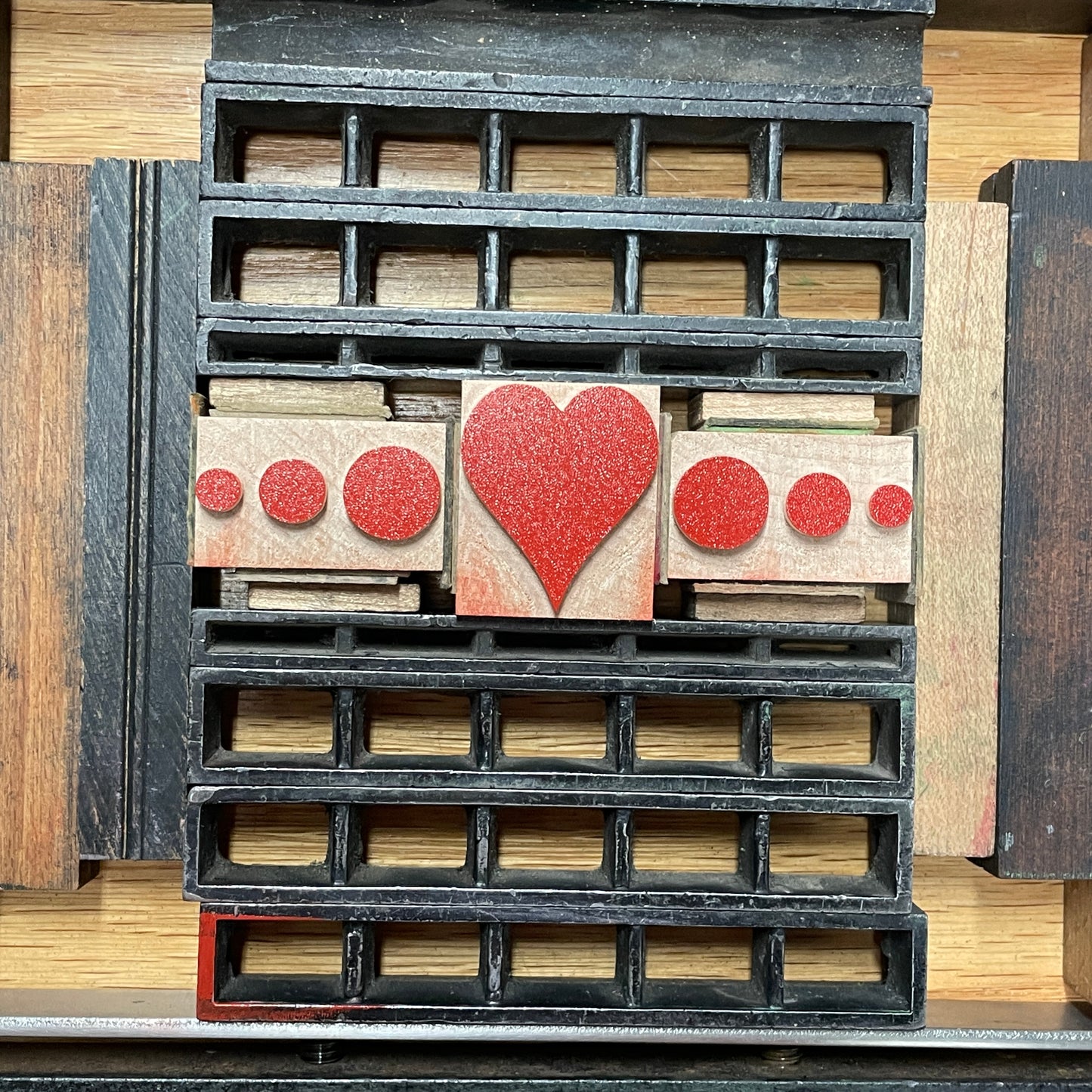 Heart Dots - single card - wood type letterpress printed