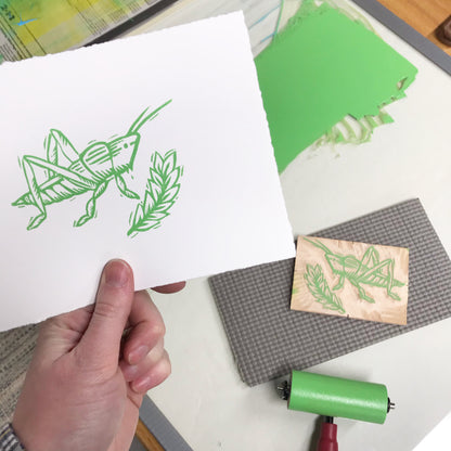 Grass Hopper - FRAMED WOODBLOCK (6x6")