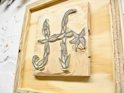 Letter H - hand carved original printers block with 6-pack monogram greeting cards - collector's item