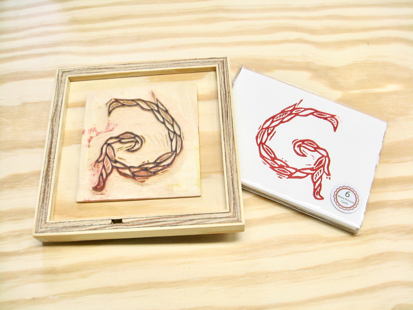 Letter G - hand carved original printers block with 6-pack monogram greeting cards - collector's item